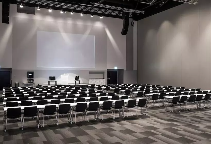 Thon Hotel Oslo Airport