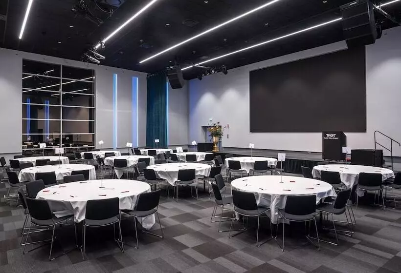 Thon Hotel Oslo Airport