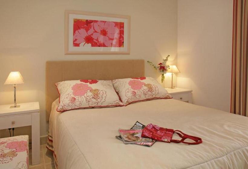 استراحتگاه The View – Santo António Villas, Golf & Spa