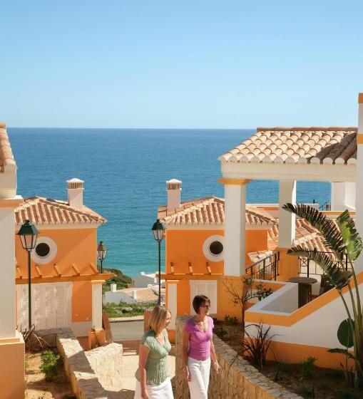 استراحتگاه The View – Santo António Villas, Golf & Spa