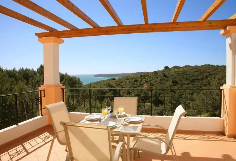 Курорт The View – Santo António Villas, Golf & Spa