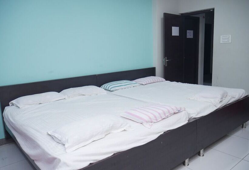 فندق Kubera Service Apartments