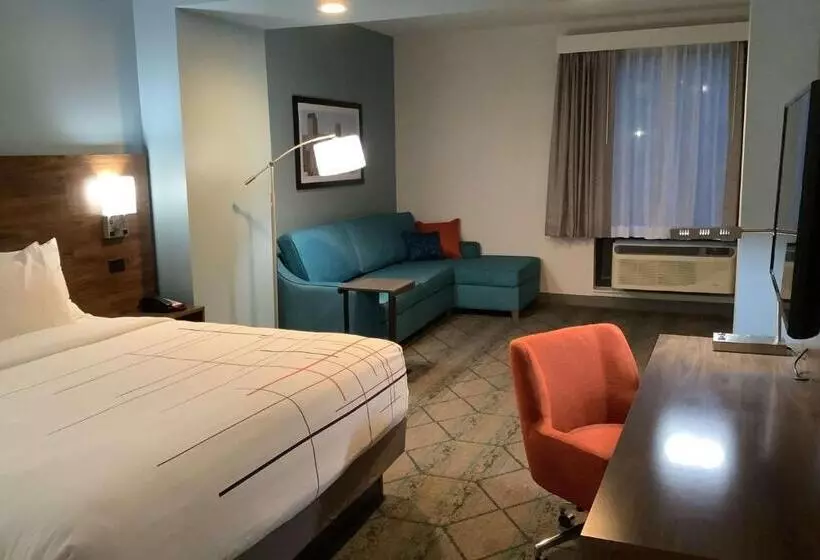 ホテル La Quinta Inn & Suites By Wyndham Littleton Red Rocks
