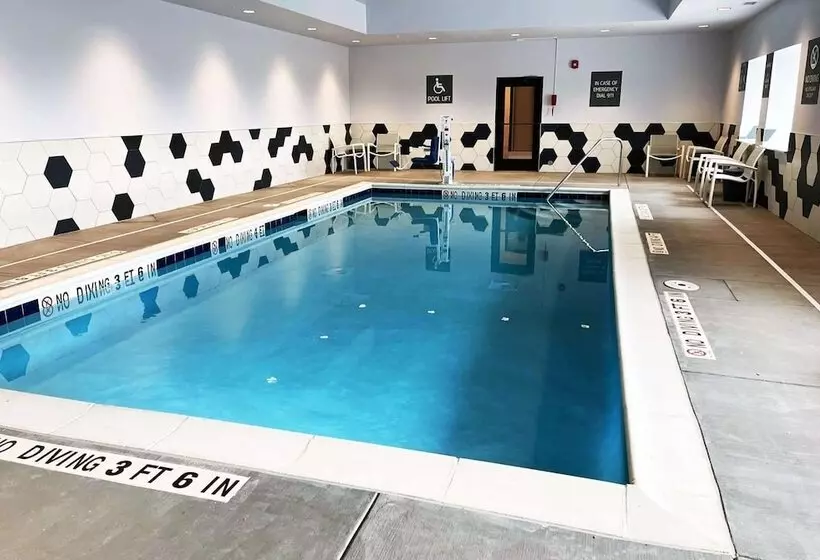 ホテル La Quinta Inn & Suites By Wyndham Littleton Red Rocks