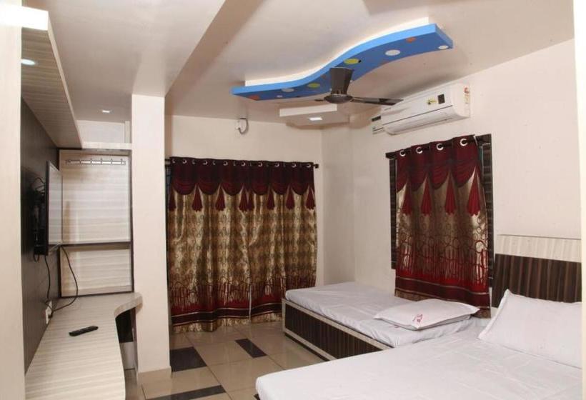 Hotel Laxmi Towers Madurai