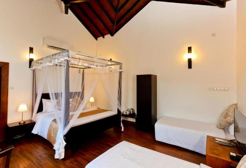 בית מלון כפרי Swanee Grand