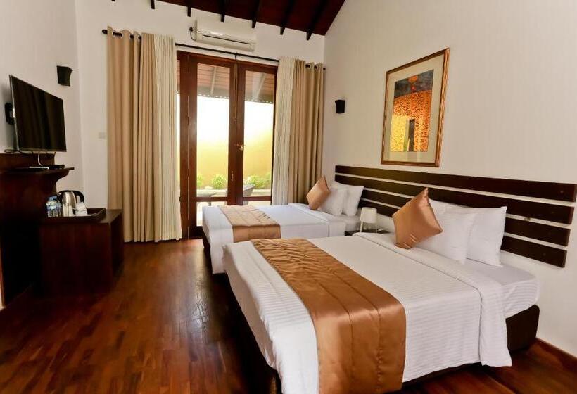 בית מלון כפרי Swanee Grand