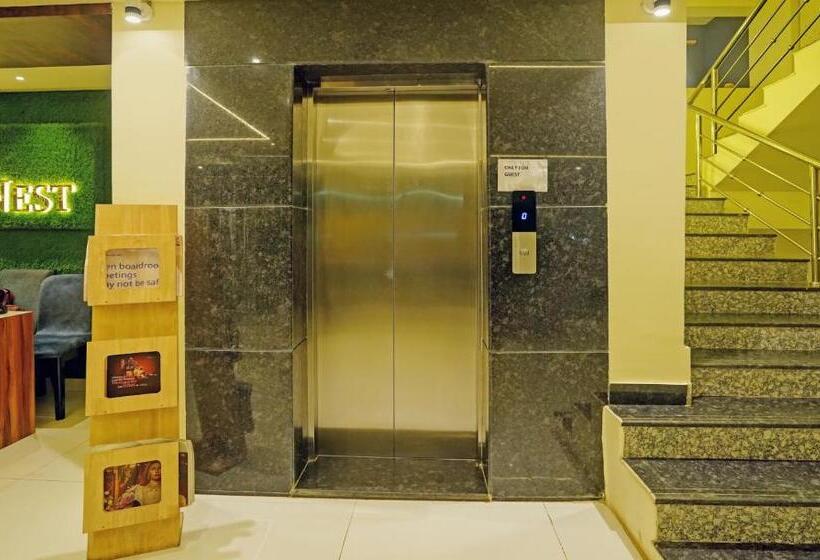 Szálloda Treebo Golden Nest