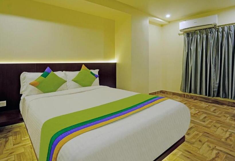 Szálloda Treebo Golden Nest