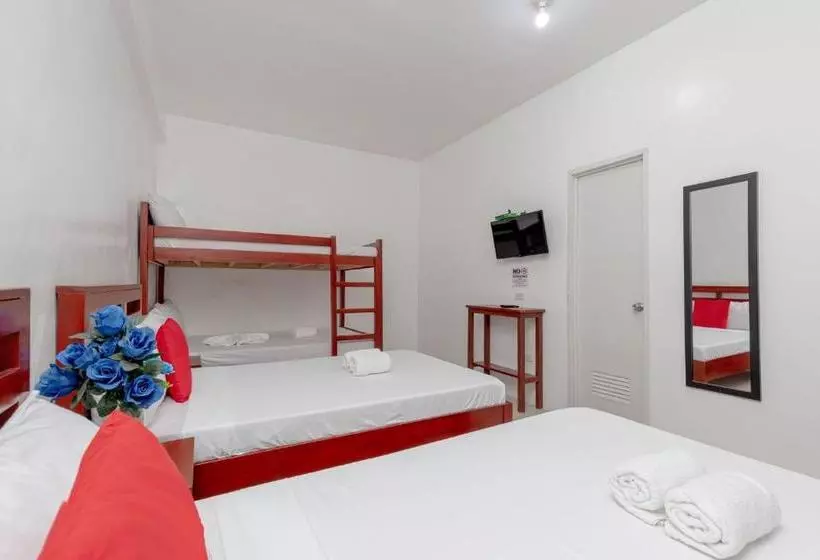 Hotelli Villa Andrea Pagudpud