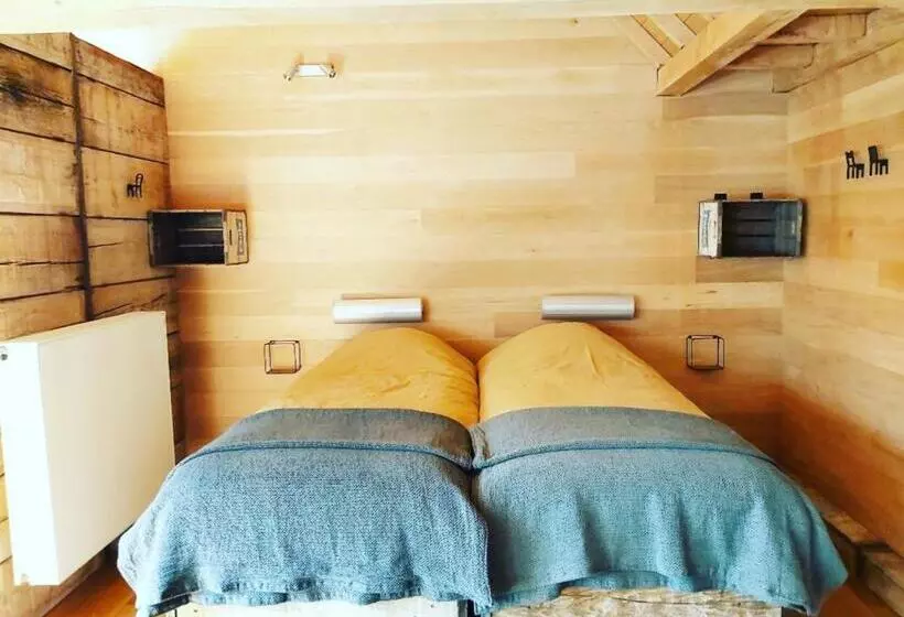 Aamiaismajoitus (B&B) De Linderd