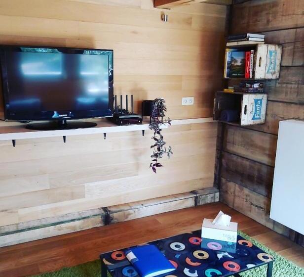 تختخواب و صبحانه De Linderd