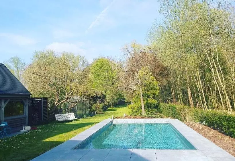 Aamiaismajoitus (B&B) De Linderd