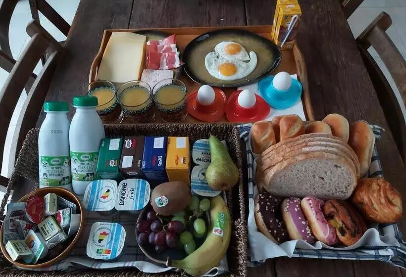 Aamiaismajoitus (B&B) De Linderd