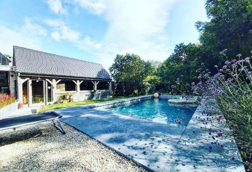 Aamiaismajoitus (B&B) De Linderd