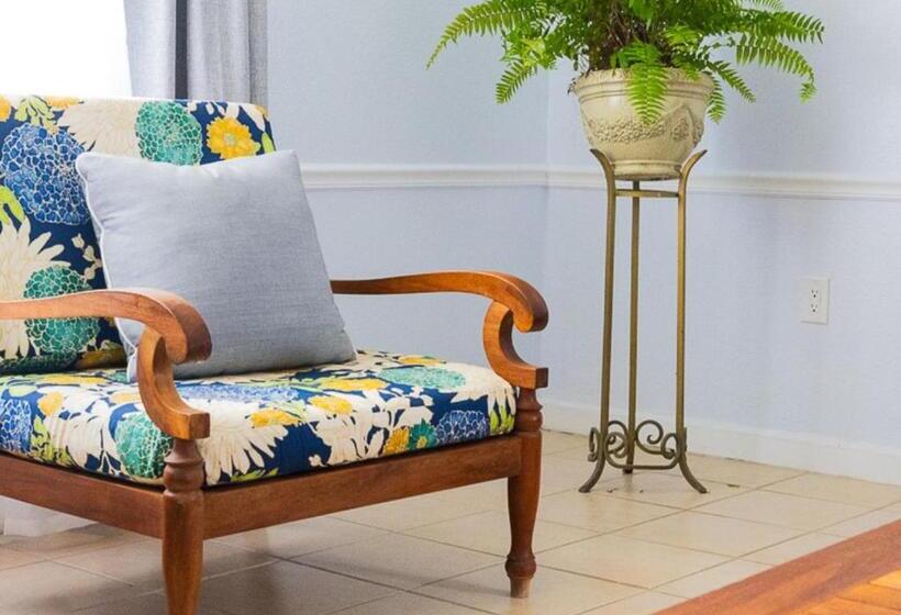 هتل Arawak Bay: Inn At Salt River