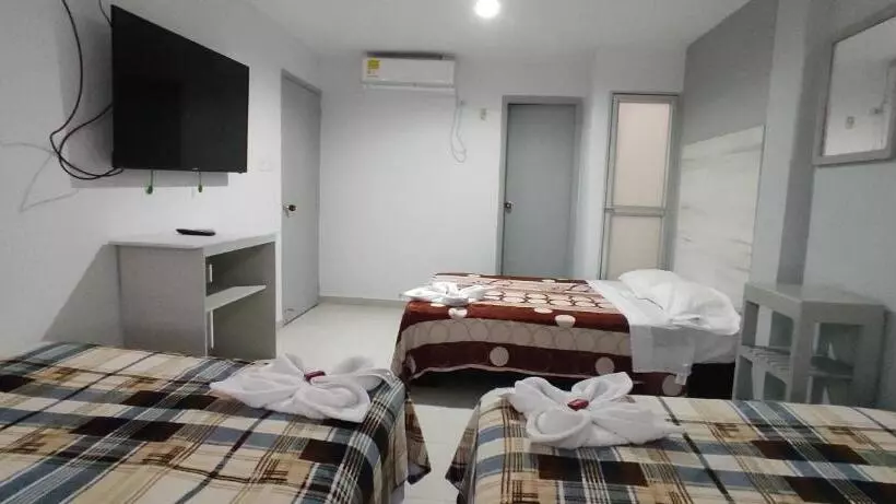 Hotelli Castillo Plaza