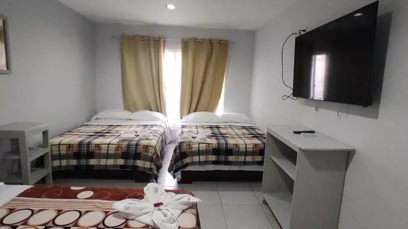 Hotelli Castillo Plaza