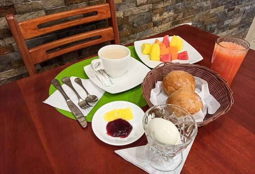 Hotel Cayapas Esmeraldas