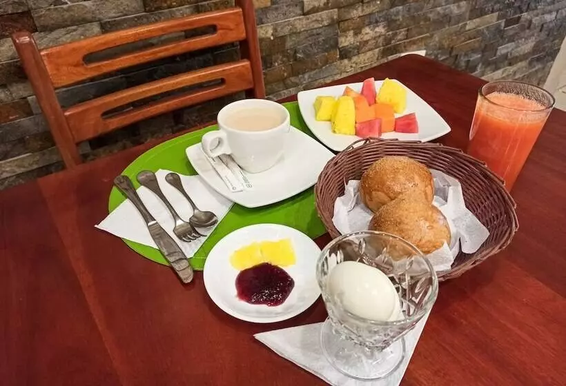 هتل Cayapas Esmeraldas