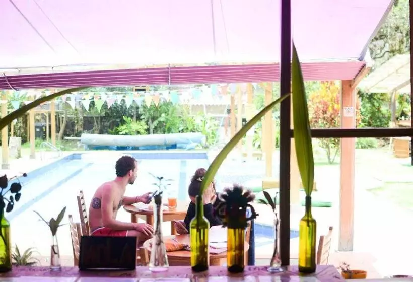 ホテル Mama Tungu Hostel