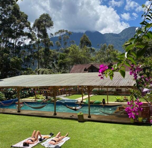 فندق Mama Tungu Hostel