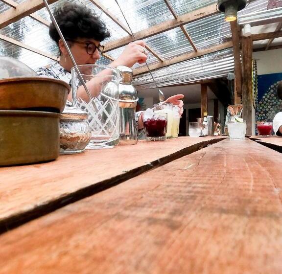 فندق Mama Tungu Hostel