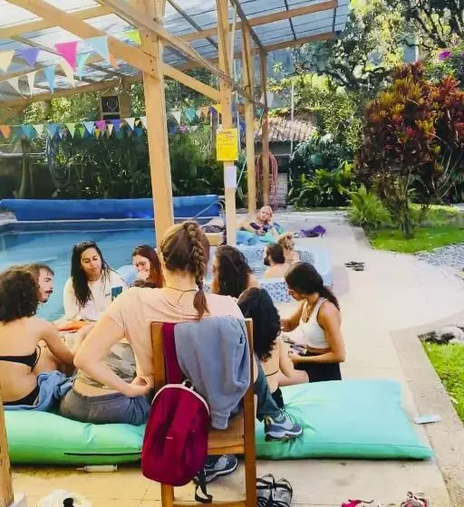 ホテル Mama Tungu Hostel