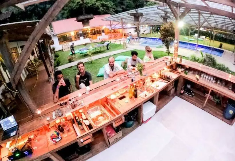 ホテル Mama Tungu Hostel