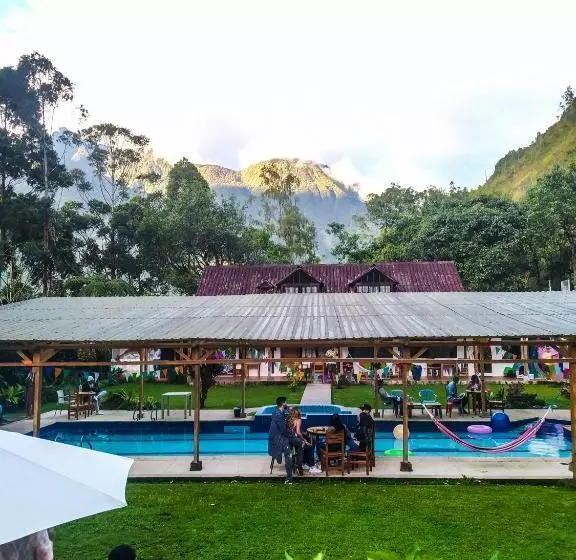 ホテル Mama Tungu Hostel