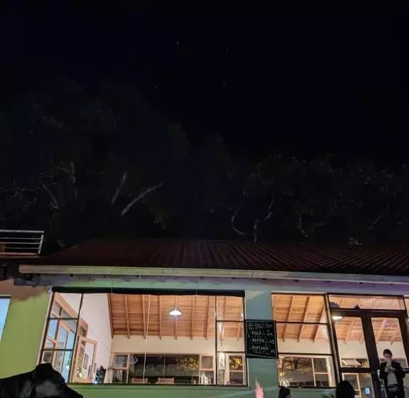 ホテル Mama Tungu Hostel