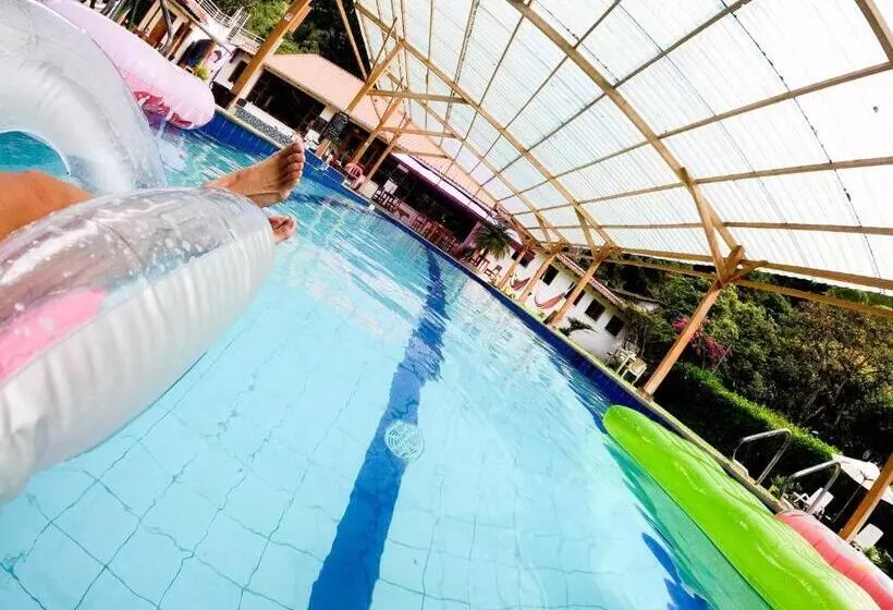 ホテル Mama Tungu Hostel