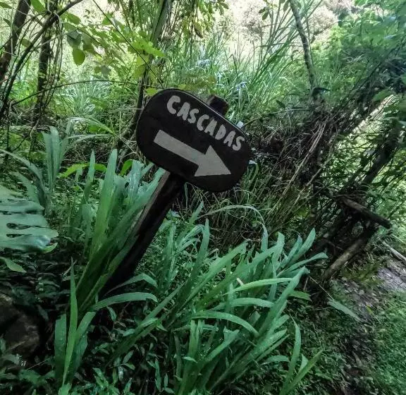 ホテル Mama Tungu Hostel