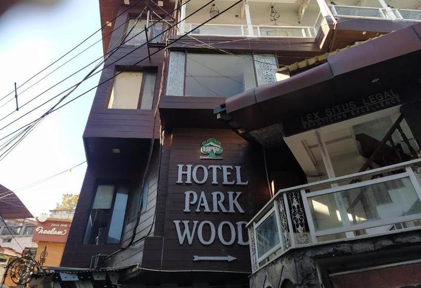 ホテル Parkwood At Mall Road