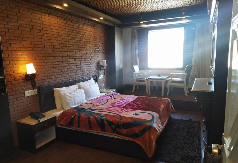 ホテル Parkwood At Mall Road