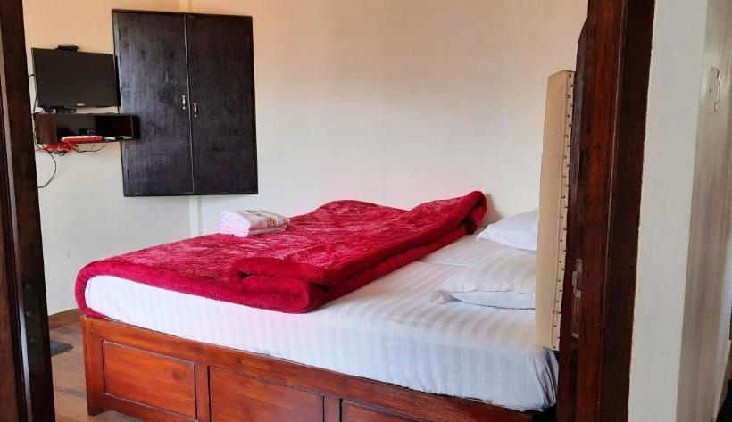 Пансион A La Maison