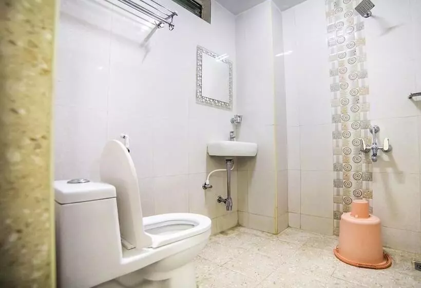 پانسیون Akash Villa Guest House