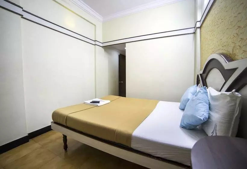 پانسیون Akash Villa Guest House