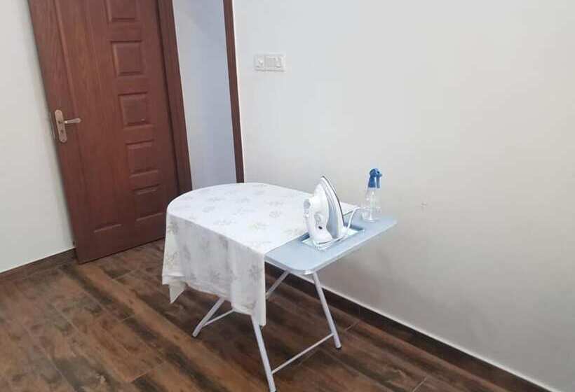 پانسیون Alpha Guest House