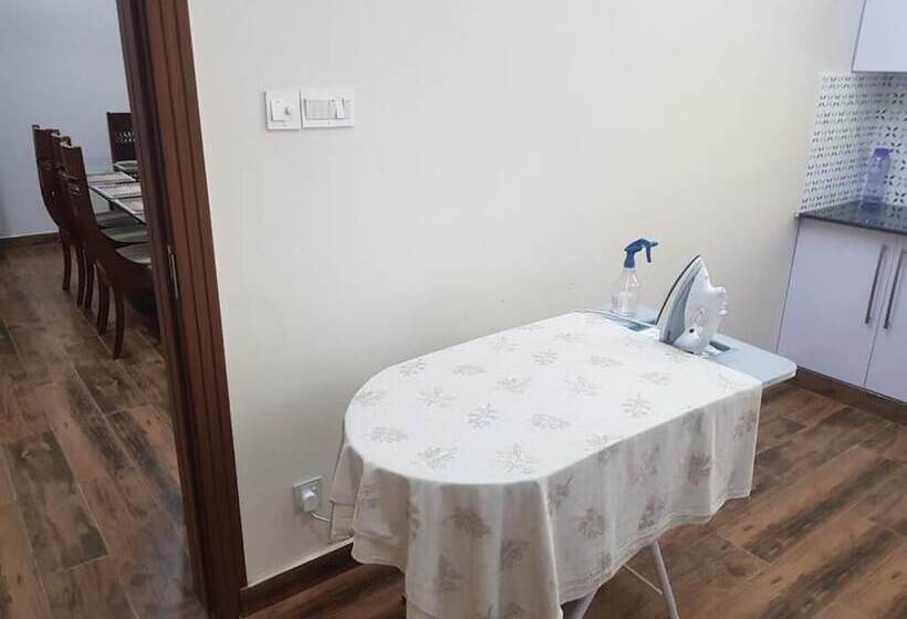 پانسیون Alpha Guest House