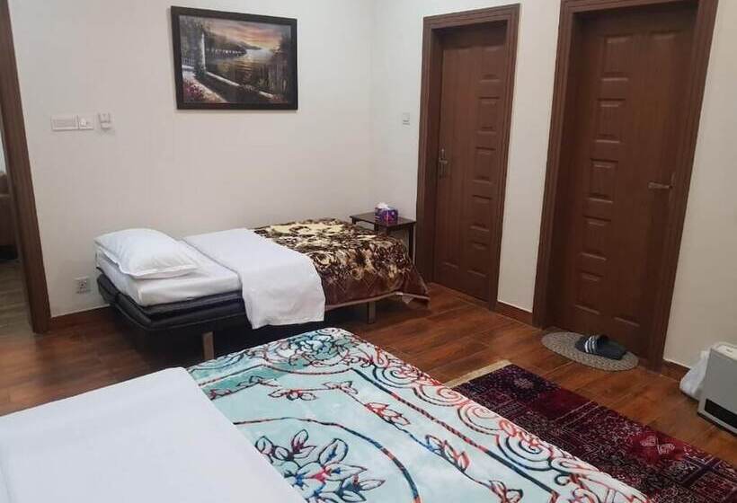 پانسیون Alpha Guest House