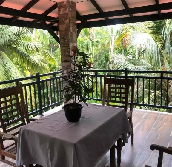 Majatalo Hiriketiya New Radiant House