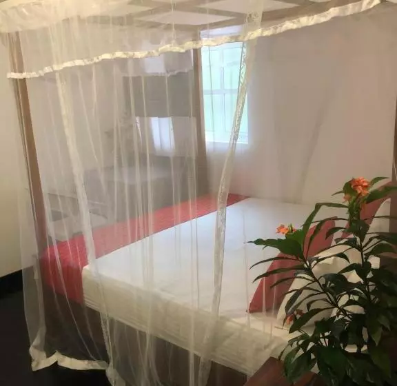 Majatalo Hiriketiya New Radiant House