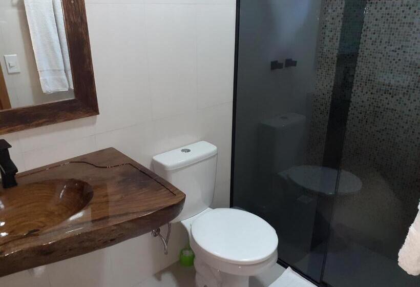 پانسیون Pousada Recanto Madeira