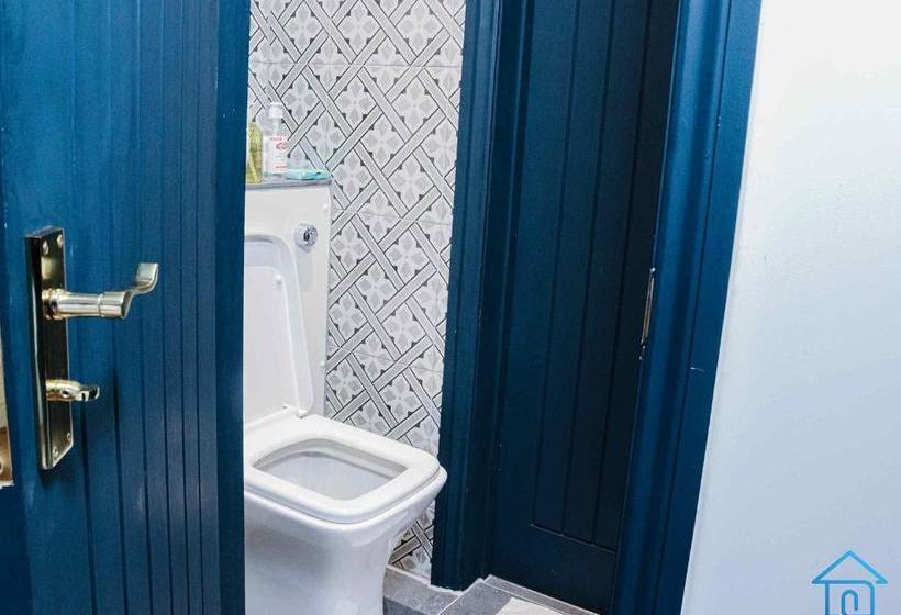 ペンション York Contractor House  Free Road Side Parking, Town Centre Location, Free Wifi & Netflix By Firoz Pr