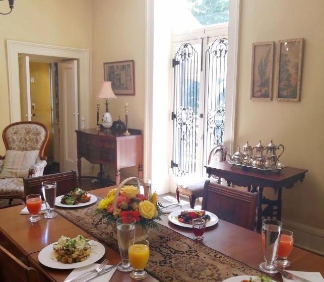 住宿加早餐 Chrysler House