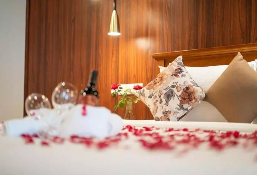 Birds Resort Hambantota