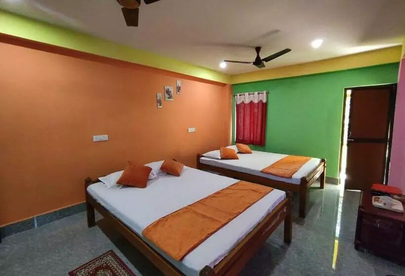 ホテル Anjana Palace