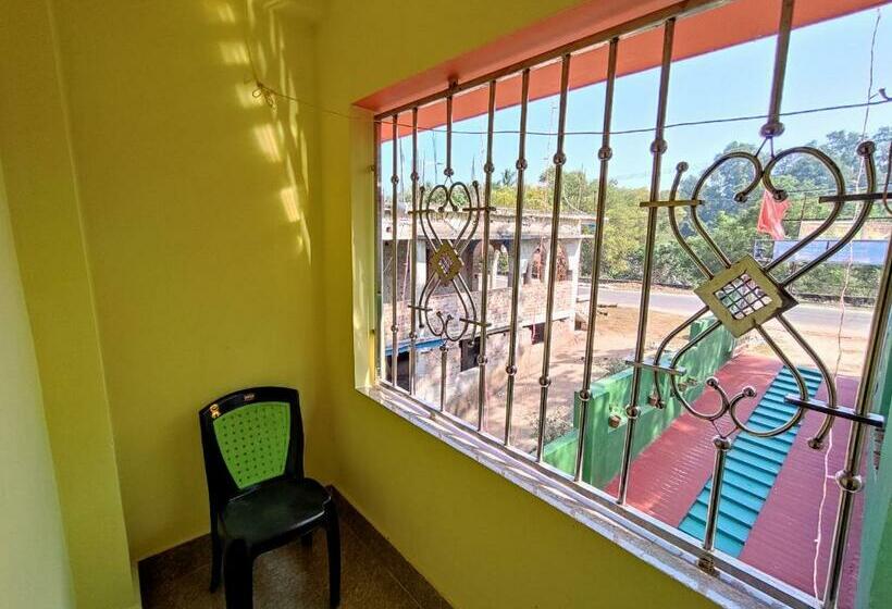 בית מלון כפרי Anjana Palace