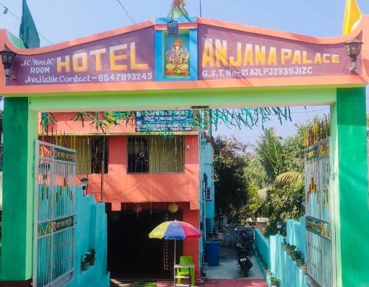 בית מלון כפרי Anjana Palace